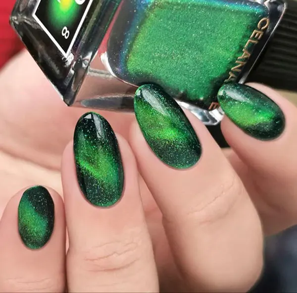 Photo of green nails 22