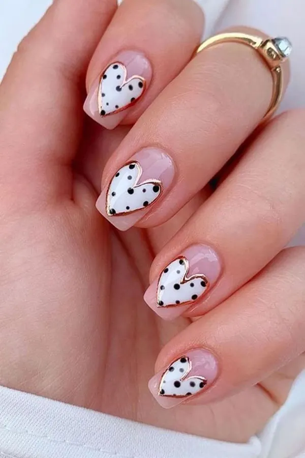طرح ناخن خال خالی جدید؛ ترند بامزه و خاص 2025 برای استایل دخترونه! 26 Polka dot nail design 20