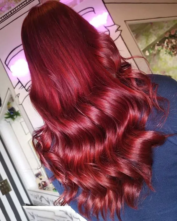 33 مدل رنگ مو یاقوتی ترند پاییز؛ وقتشه بدرخشی مثل یاقوت 💕 23 Ruby hair color 19