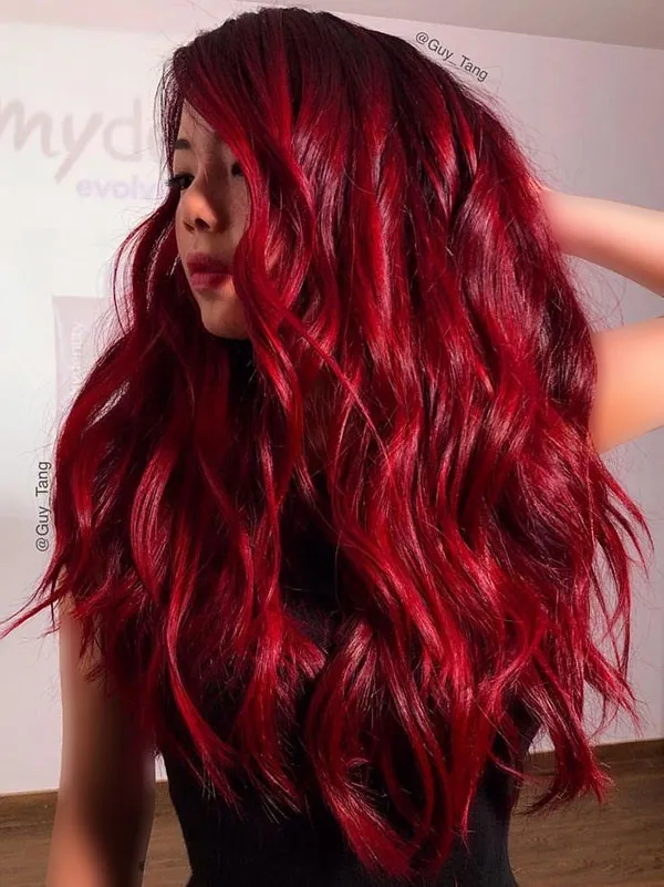 33 مدل رنگ مو یاقوتی ترند پاییز؛ وقتشه بدرخشی مثل یاقوت 💕 31 Ruby hair color 27