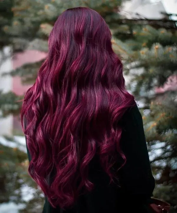 33 مدل رنگ مو یاقوتی ترند پاییز؛ وقتشه بدرخشی مثل یاقوت 💕 32 Ruby hair color 29