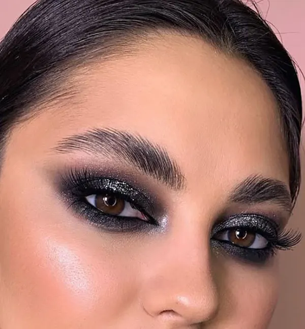 Smokey eye shadow 19