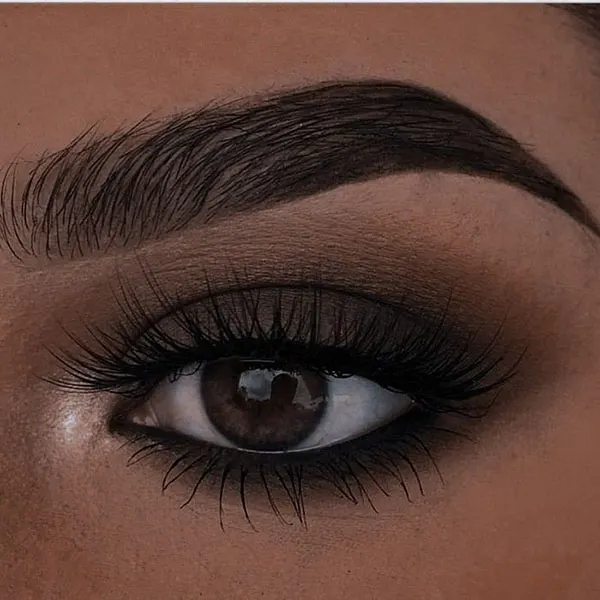 Smokey eye shadow 20