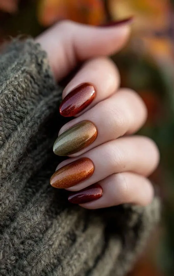 جدیدترین طرح ناخن پاییزی ساده 2025 دخترانه ولی دلبر مخصوص روزای سرد🍂 10 The latest simple autumn nail design 6