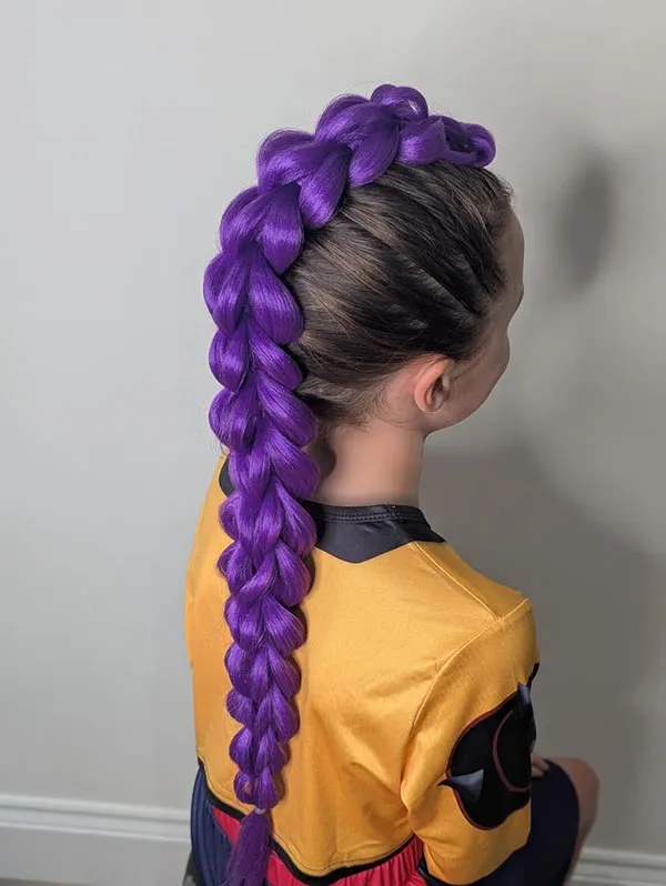 The trendiest hair weave model for girls 18