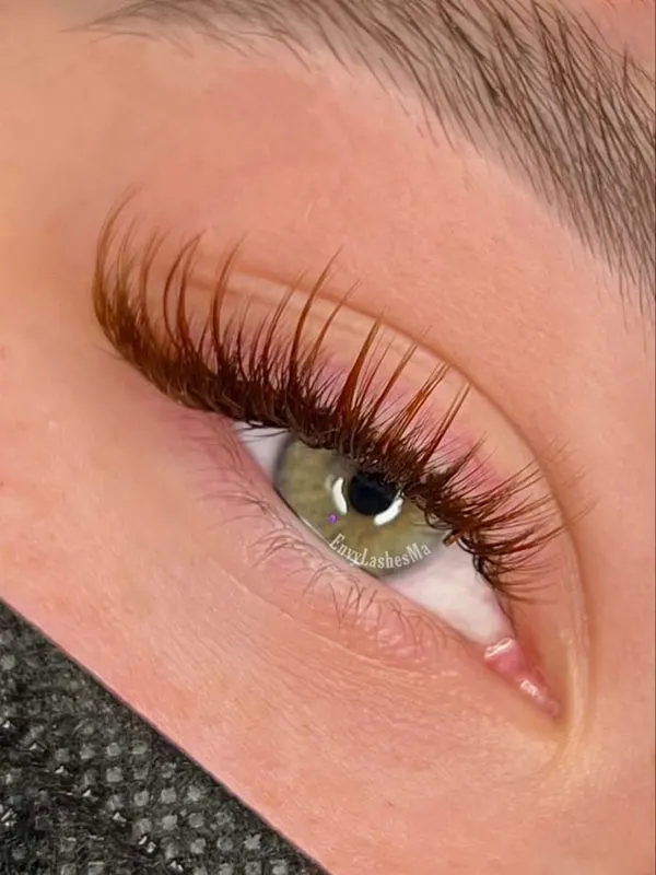 Types of eyelash extensions 10