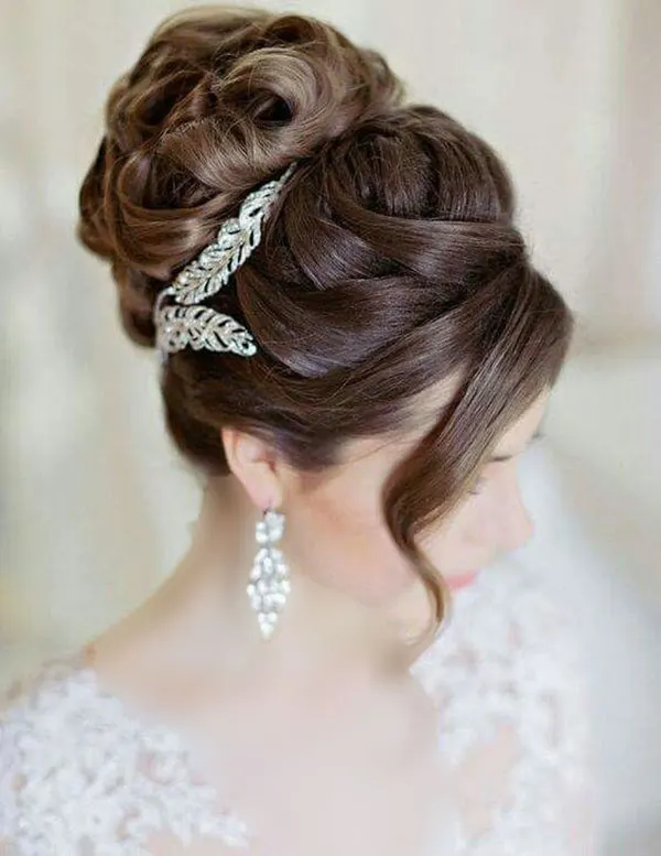 34 مدل مو زنانه برای عروسی؛ شینیونهای خاص و فوقالعاده شیک😍 17 Womens hairstyles for weddings 15