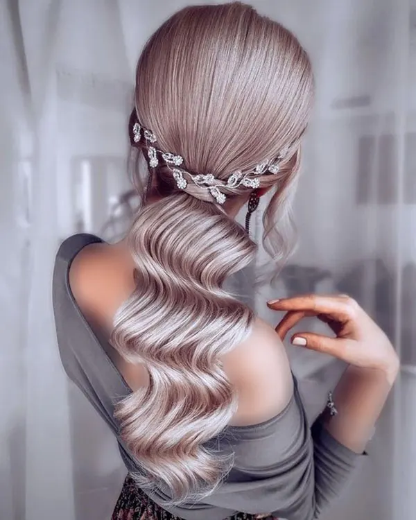 34 مدل مو زنانه برای عروسی؛ شینیونهای خاص و فوقالعاده شیک😍 23 Womens hairstyles for weddings 20