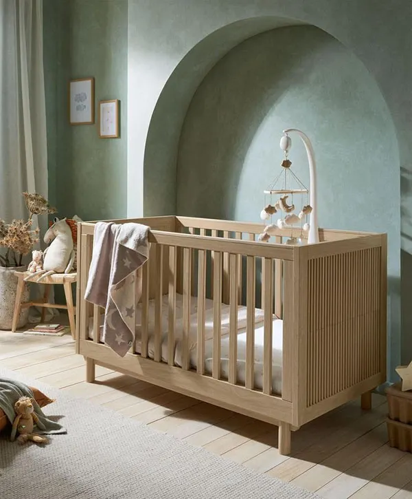 Wooden decoration for childrens bedroom 2