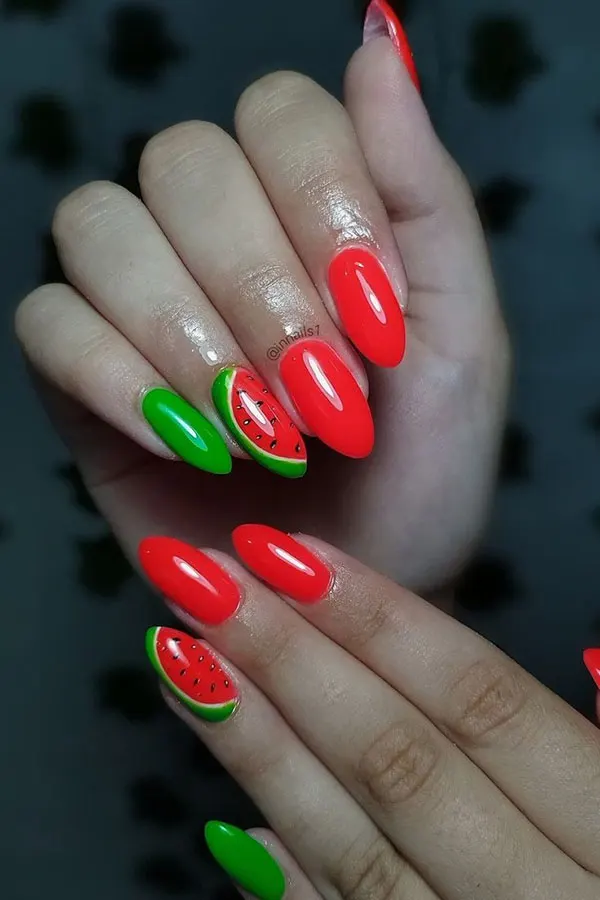 31 طرح ناخن یلدا | خالخالی هندونهای و براق، ترند شیرین شب یلدا🍉 24 Yalda nail design 24