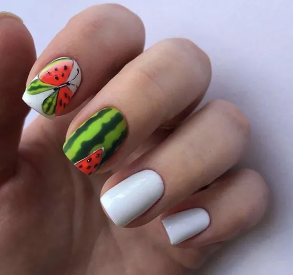 31 طرح ناخن یلدا | خالخالی هندونهای و براق، ترند شیرین شب یلدا🍉 4 Yalda nail design 3