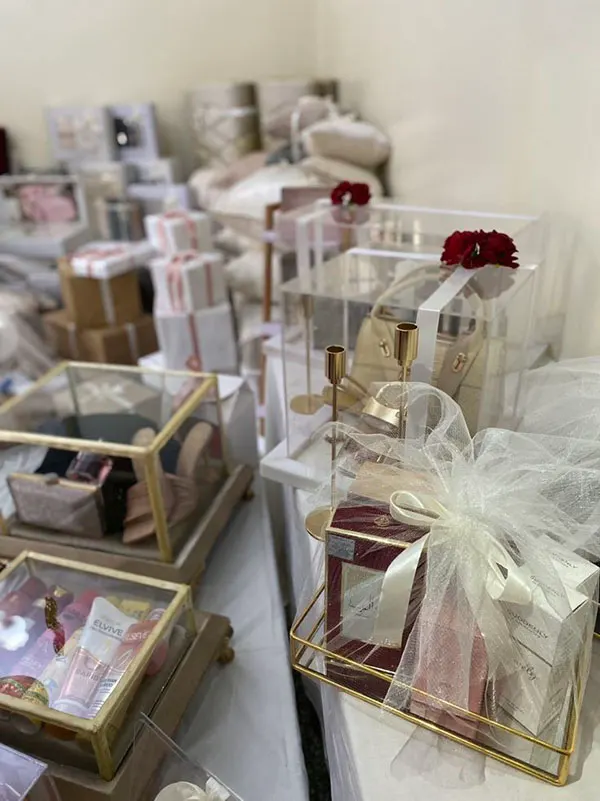 35 ایده چیدمان باکس بله برون؛ خاص، شیک و پر از حس عاشقونه 💞 24 Yes box layout out 21