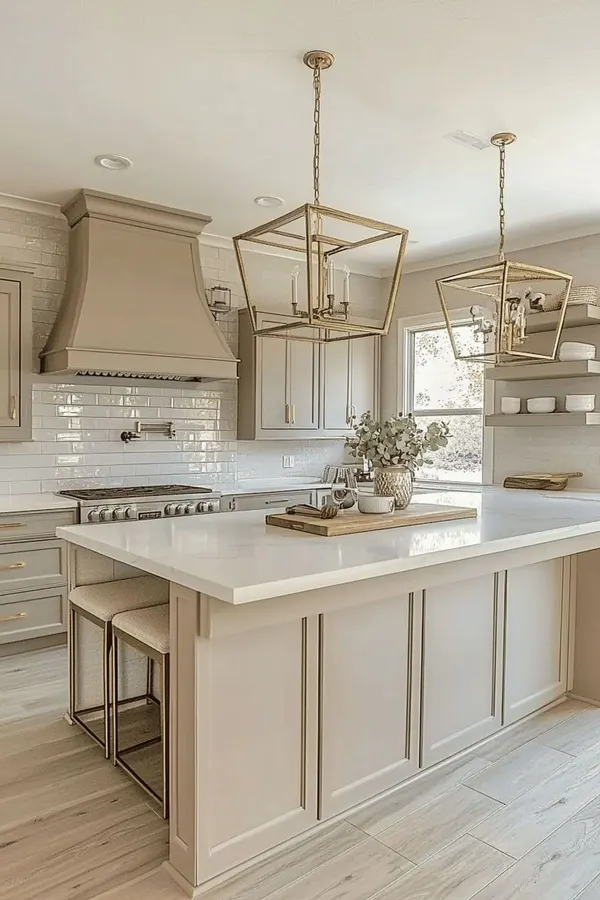 کابینت رنگ بژ؛ ترکیبِ آرامش، نور و شیک بودن در آشپزخانههای 2025 23 beige kitchen cabinets diakoland photo 10