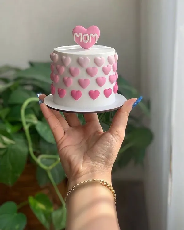 مینی کیک دخترانه 🎂 ترند خوشگل و خاص 2025 برای جشنهای کوچیک 18 mini cake girl style diakoland photo 16