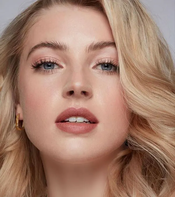 37 مدل ارایش لایت دخترانه؛ vibe لطیف و شیک برای هر روز 🌸 17 Girls light makeup 14