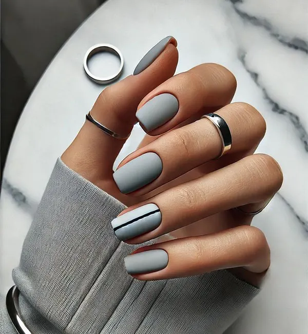 Gray nail design 15