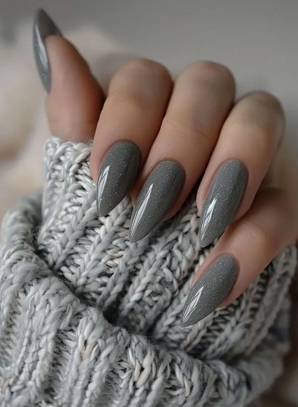 Gray nail design 26
