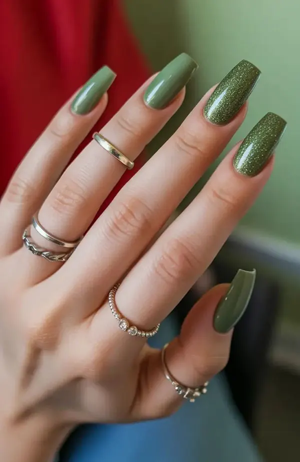Green nail design 20