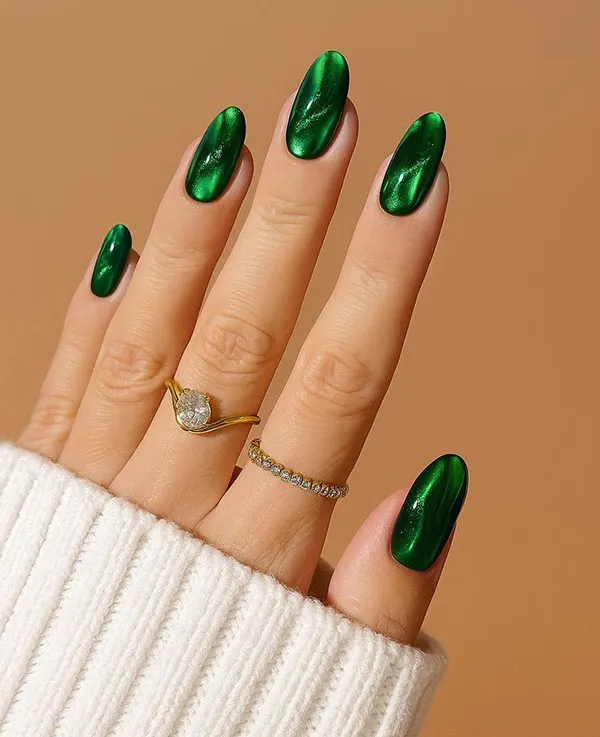 Green nail design 23