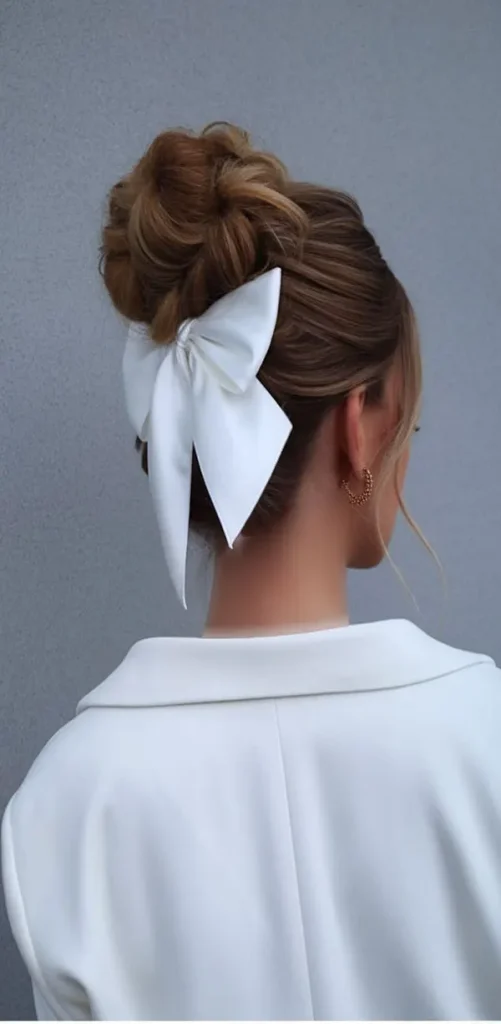 37 مدل مو با پاپیون کیوت | انتخاب بامزه برای مهمونی و قرار 😎 9 Hairstyle with a bow 4