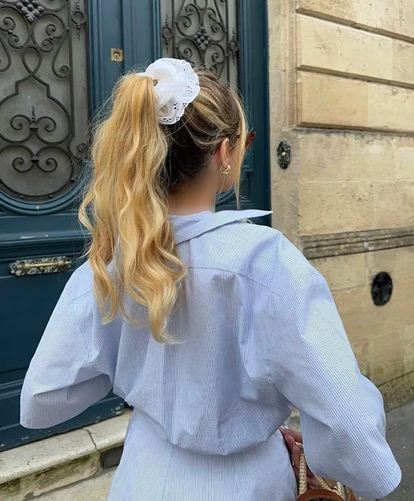 Hairstyle with elastic 7