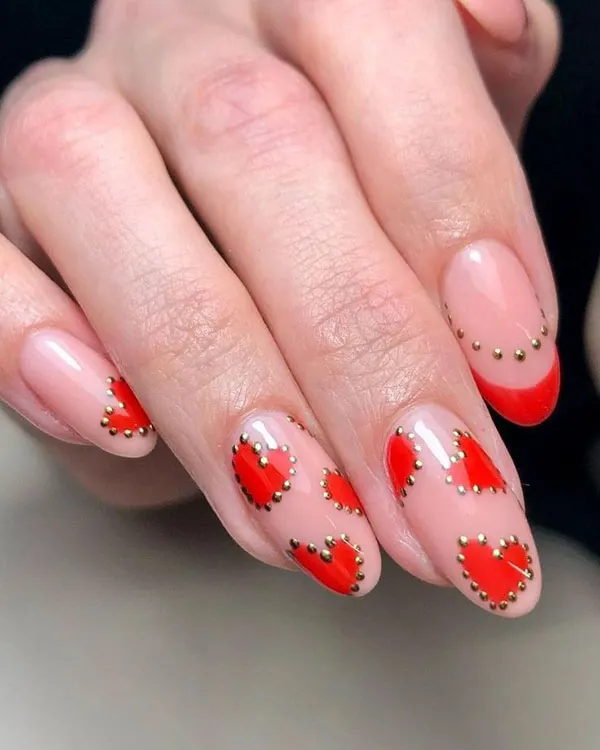 33 طرح ناخن قلبی دخترانه؛ وقتی جزئیات کوچیک، حالِ دلتو لو میده 💅 27 Heart nail design 23