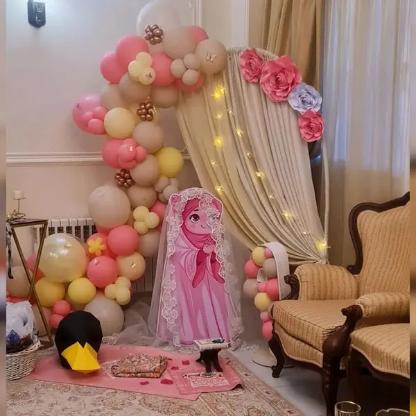 Homework party decor 26