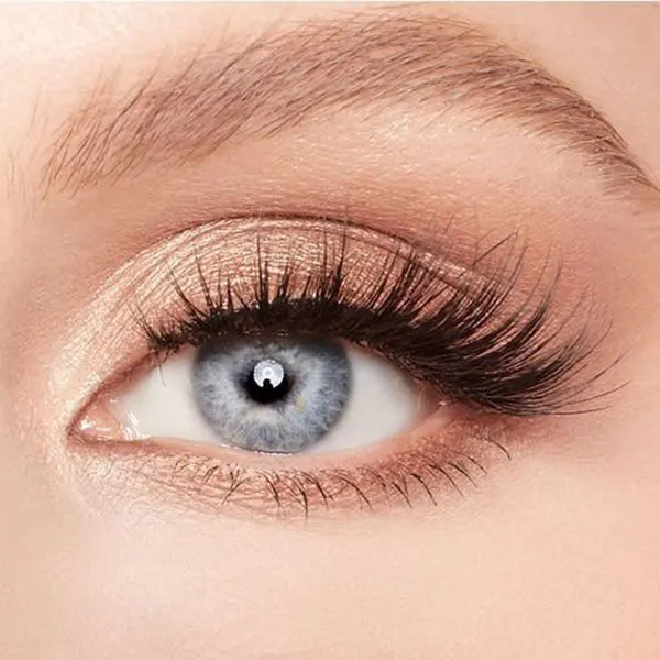 Light eye makeup 24