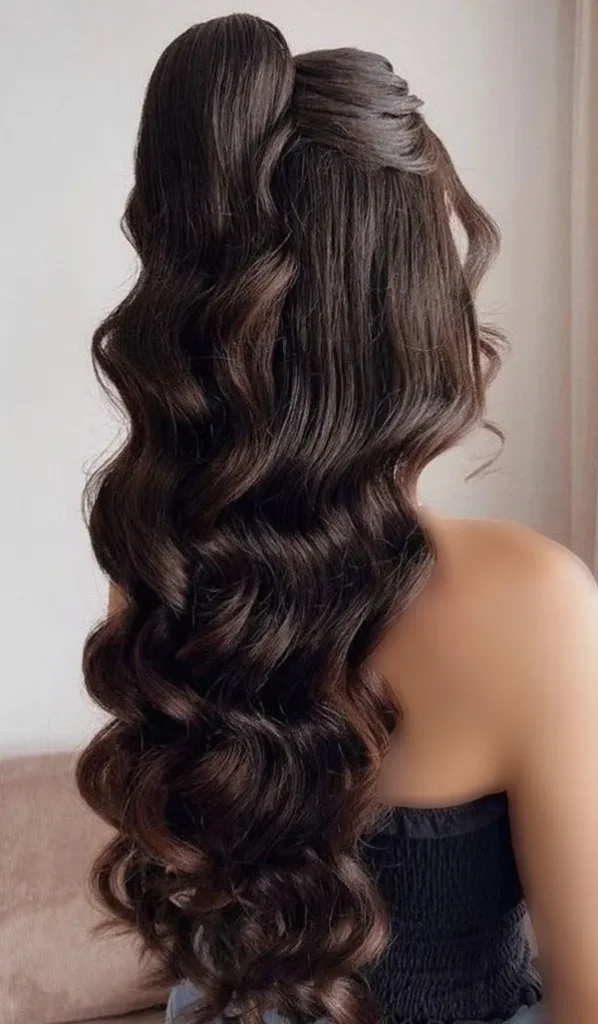 Long curly hairstyle 1