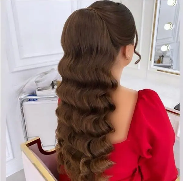 Long curly hairstyle 5