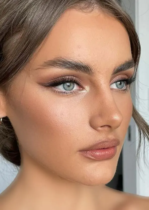 34 مدل میکاپ مدیوم دخترانه؛ آرایش دوستداشتنی برای هر نوع پوست و سبک! 17 Medium makeup model 13