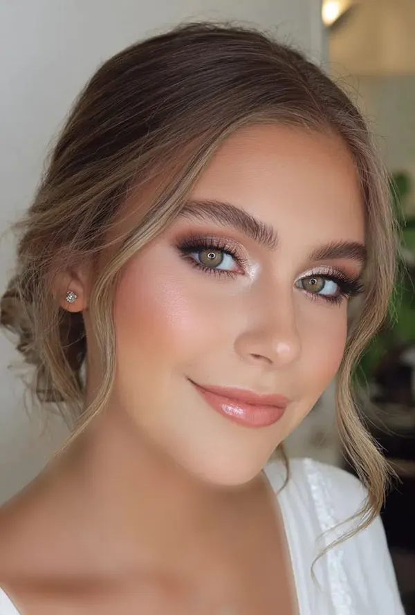 34 مدل میکاپ مدیوم دخترانه؛ آرایش دوستداشتنی برای هر نوع پوست و سبک! 16 Medium makeup model 14