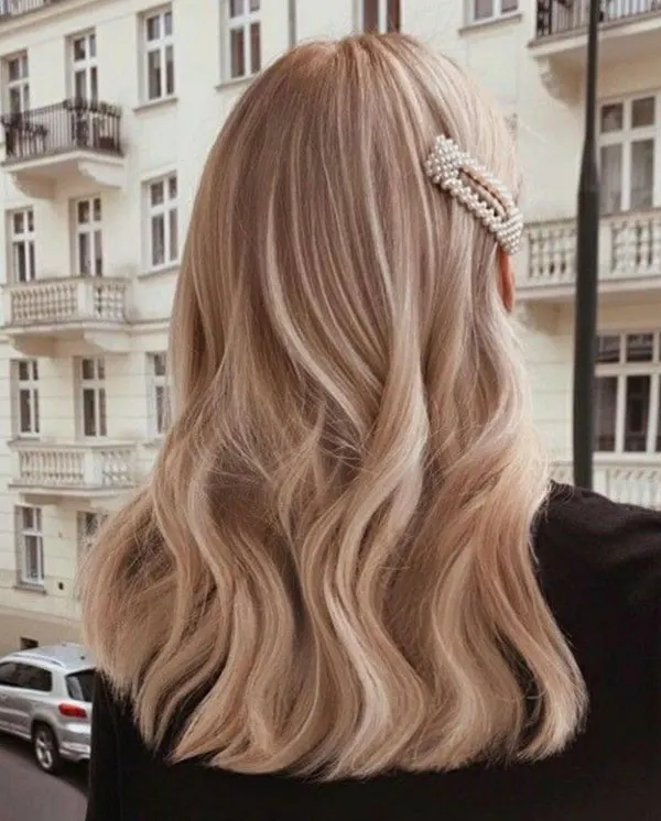 33 مدل رنگ مو شیر شکلاتی؛ وقتی موهات گرم، شیک و همیشه ترنده! 20 Milk chocolate hair color 16
