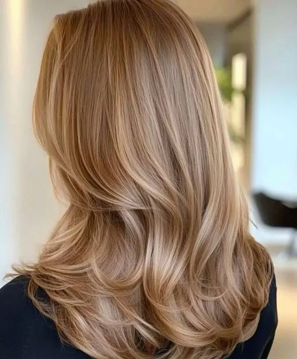 33 مدل رنگ مو شیر شکلاتی؛ وقتی موهات گرم، شیک و همیشه ترنده! 7 Milk chocolate hair color 3
