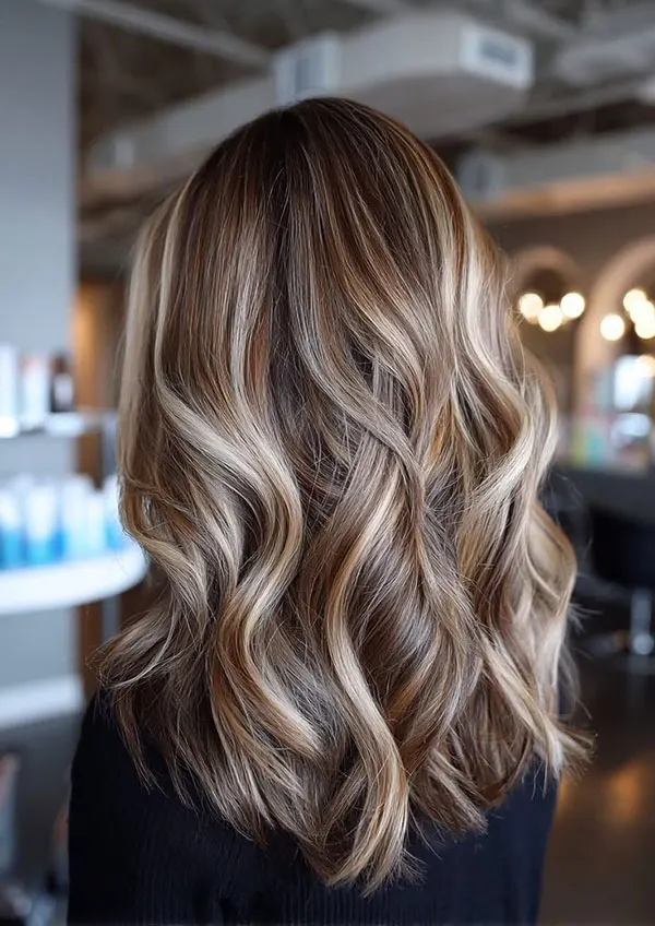 33 مدل رنگ مو جدید دخترانه؛ از رنگهای روشن دلبر تا تیرههای لاکچری! 15 New hair color model 12