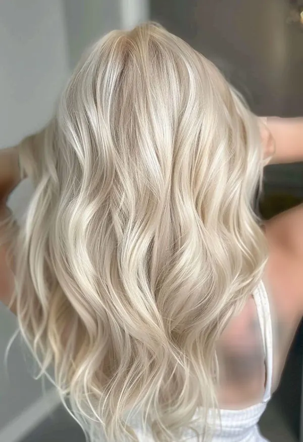 Pearl blonde hair color 20