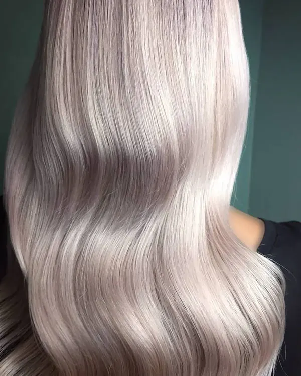 Pearl hair color 31
