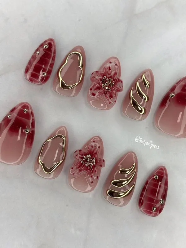Short almond nail style 14