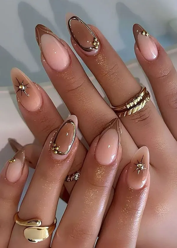 Short almond nail style 30