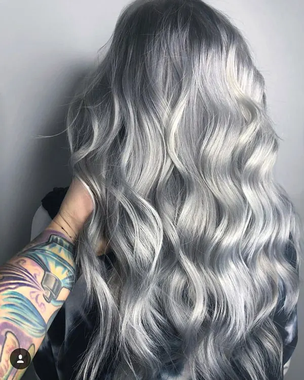 Simple smoky hair color 26