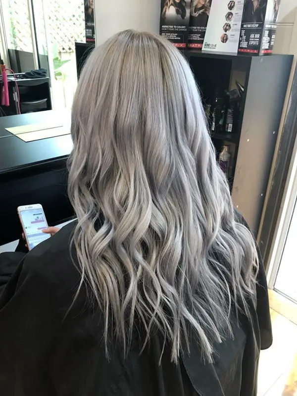 Simple smoky hair color 28