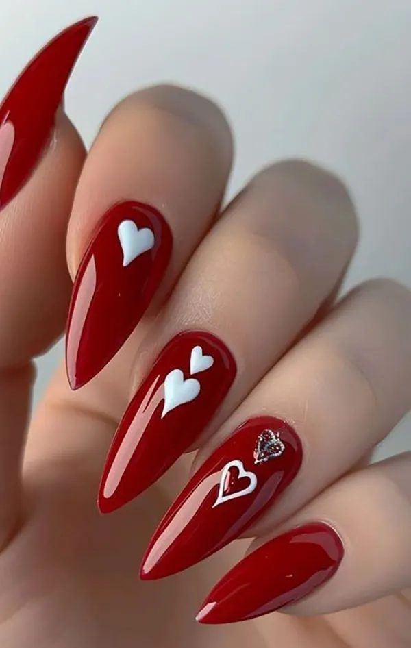 35 ایده کاشت ناخن قرمز شیک؛ مخصوص مهمونیها و شبای خاص ❤️ 11 Stylish red nail implant 9