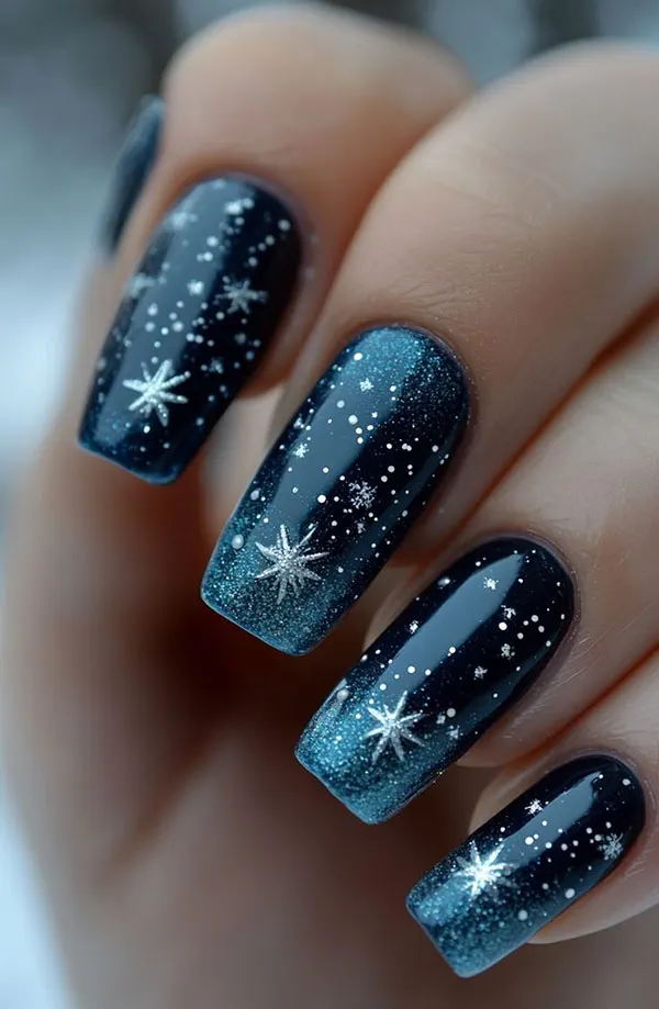 Stylish winter nails 17