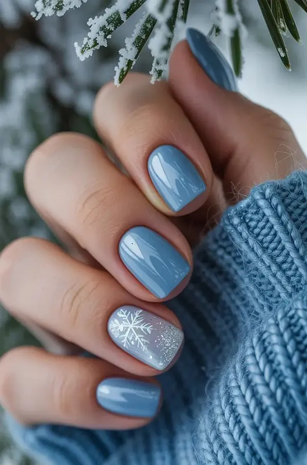 Stylish winter nails 30