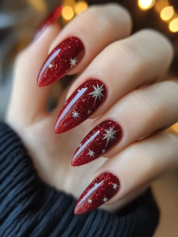 جدیدترین طرح ناخن کریسمسی 2026؛ امسال همه عاشقشن! 11 The latest Christmas nail design 7