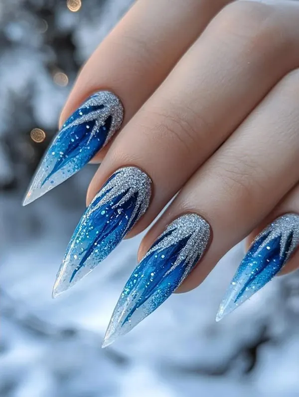 جدیدترین طرح ناخن کریسمسی 2026؛ امسال همه عاشقشن! 10 The latest Christmas nail design 8