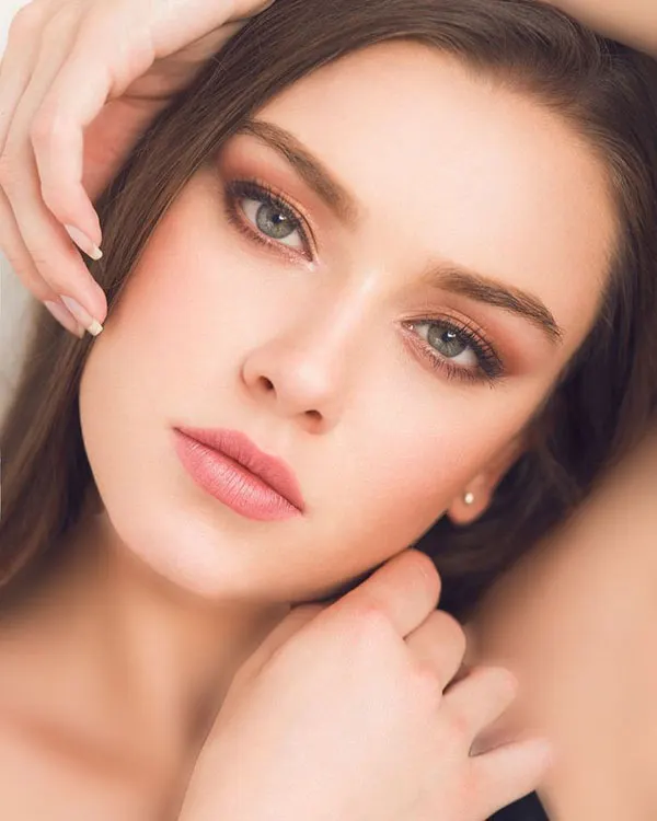 جدیدترین میکاپ لایت اروپایی 2026؛ نچرال ولی خفن برای هر مناسبت! 21 The latest European light makeup 17