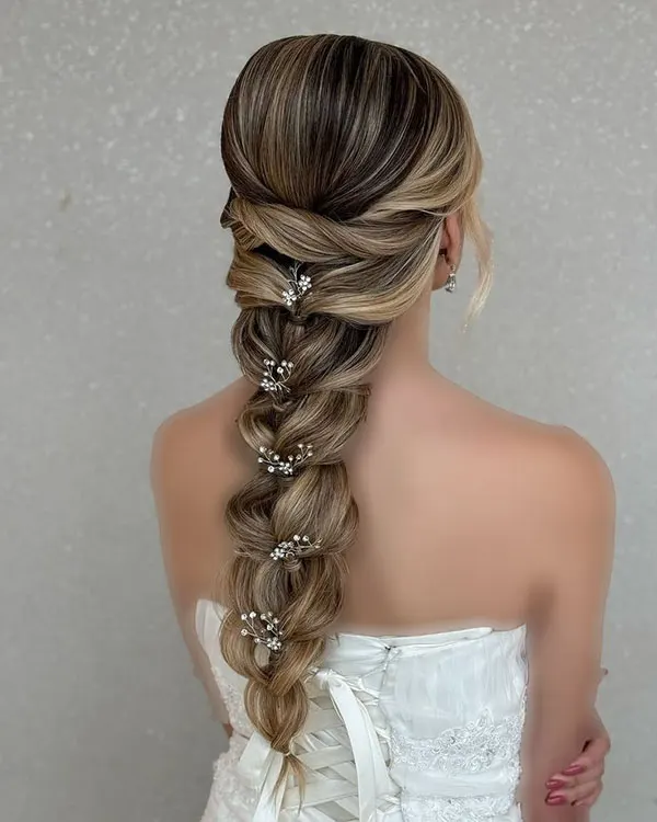 The latest open chignon hairstyle 29