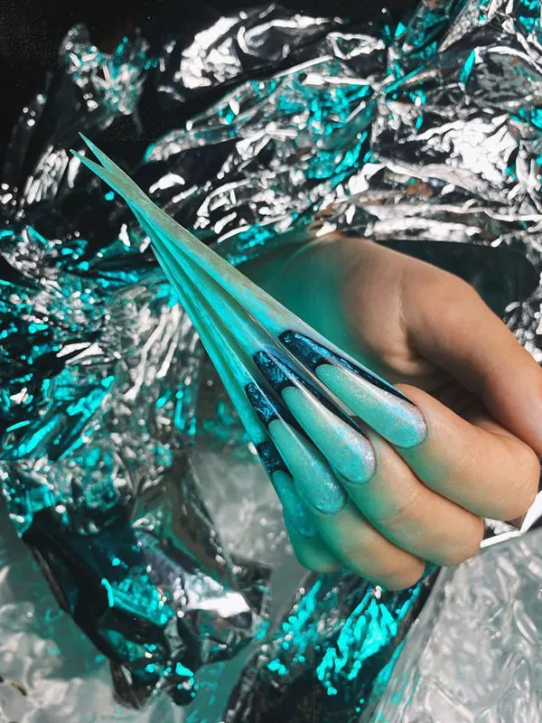 34 عکس از بلندترین ناخن ها؛ یا عاشقشی یا اصلاً نه!😎 34 The longest nail 29