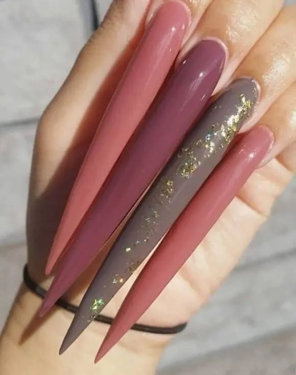 34 عکس از بلندترین ناخن ها؛ یا عاشقشی یا اصلاً نه!😎 10 The longest nail 6